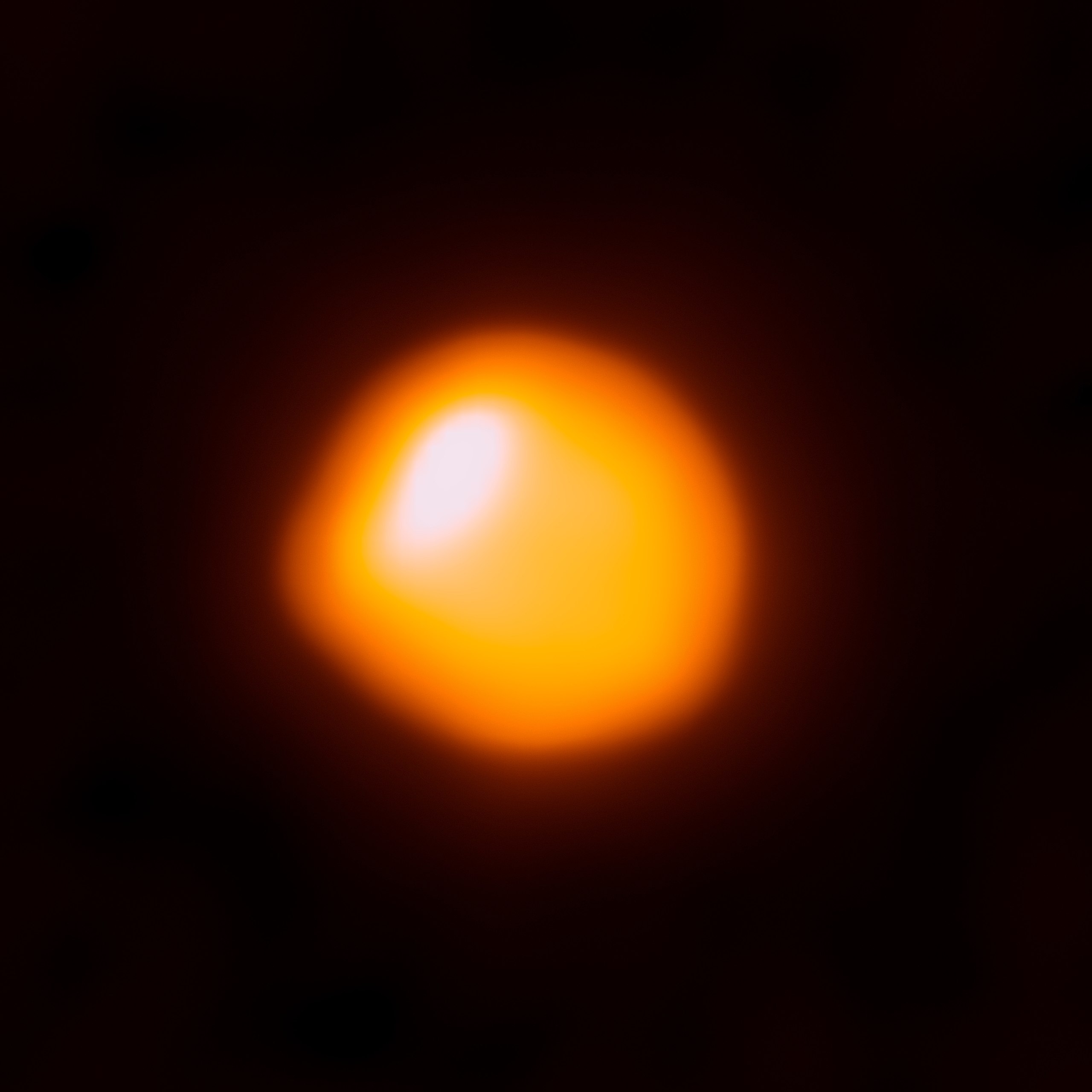 2560px-Betelgeuse_captured_by_ALMA.jpg