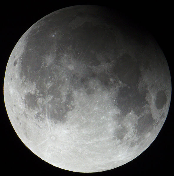 591px-Partial_lunar_eclipse_2013.04.25B.