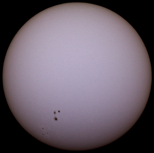 601px-Sunspots_12.06.17.jpg