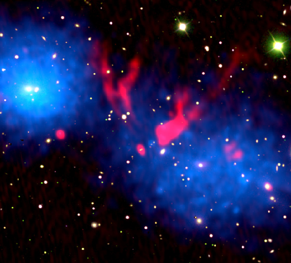 XMM-Newton_merging_galaxy_clusters_1E221