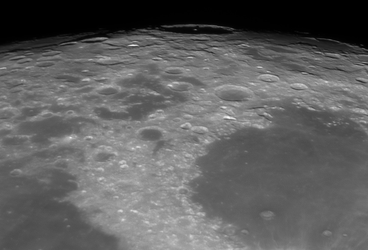 moon1c.jpg