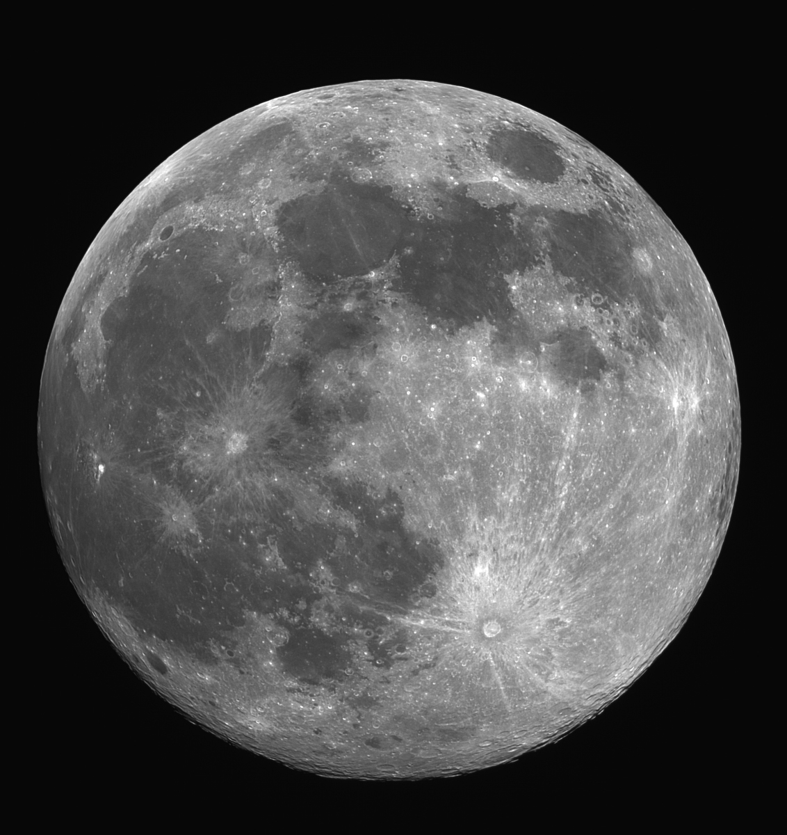 Moon0004-17-06-08-23-59-54_g4_ap1067_conv.jpg