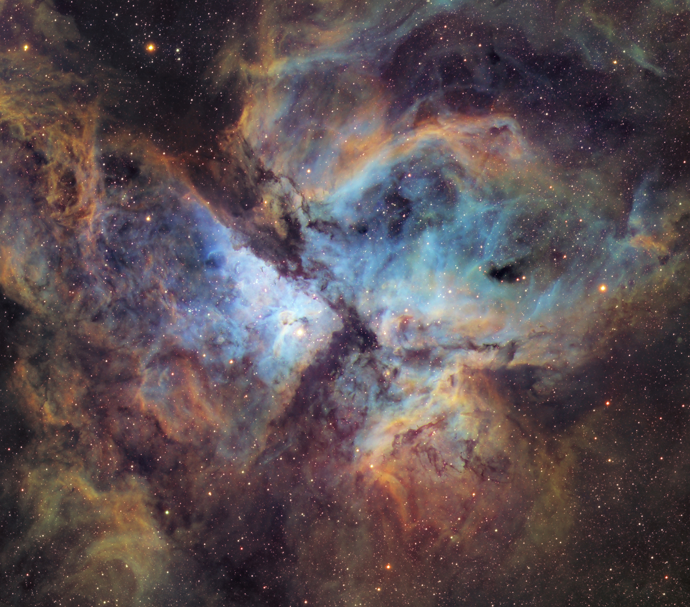 NGC3372-Eta_Carinae_Color_HF-fbcrop.jpg