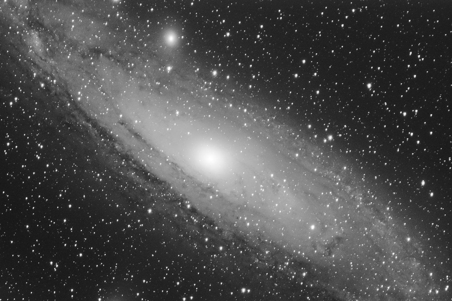 Messier-31-ze-zlotu.jpg