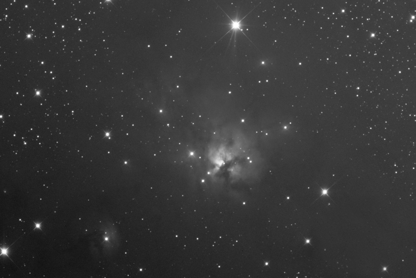 NGC1579j.thumb.jpg.e0560d193f3fc53bcf8b4083ac1cc1c6.jpg