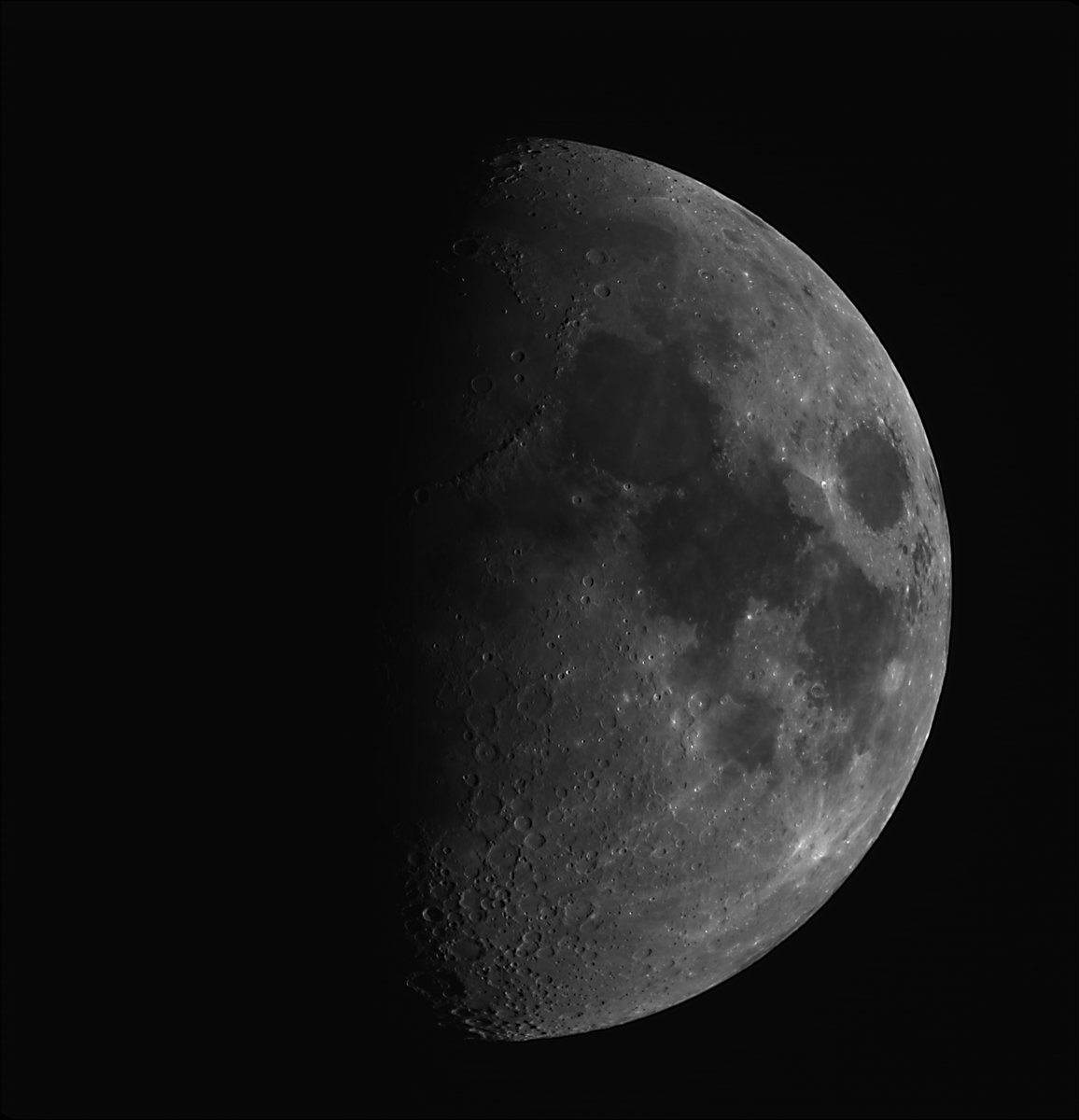 Moon0001_g4_ap242.jpg