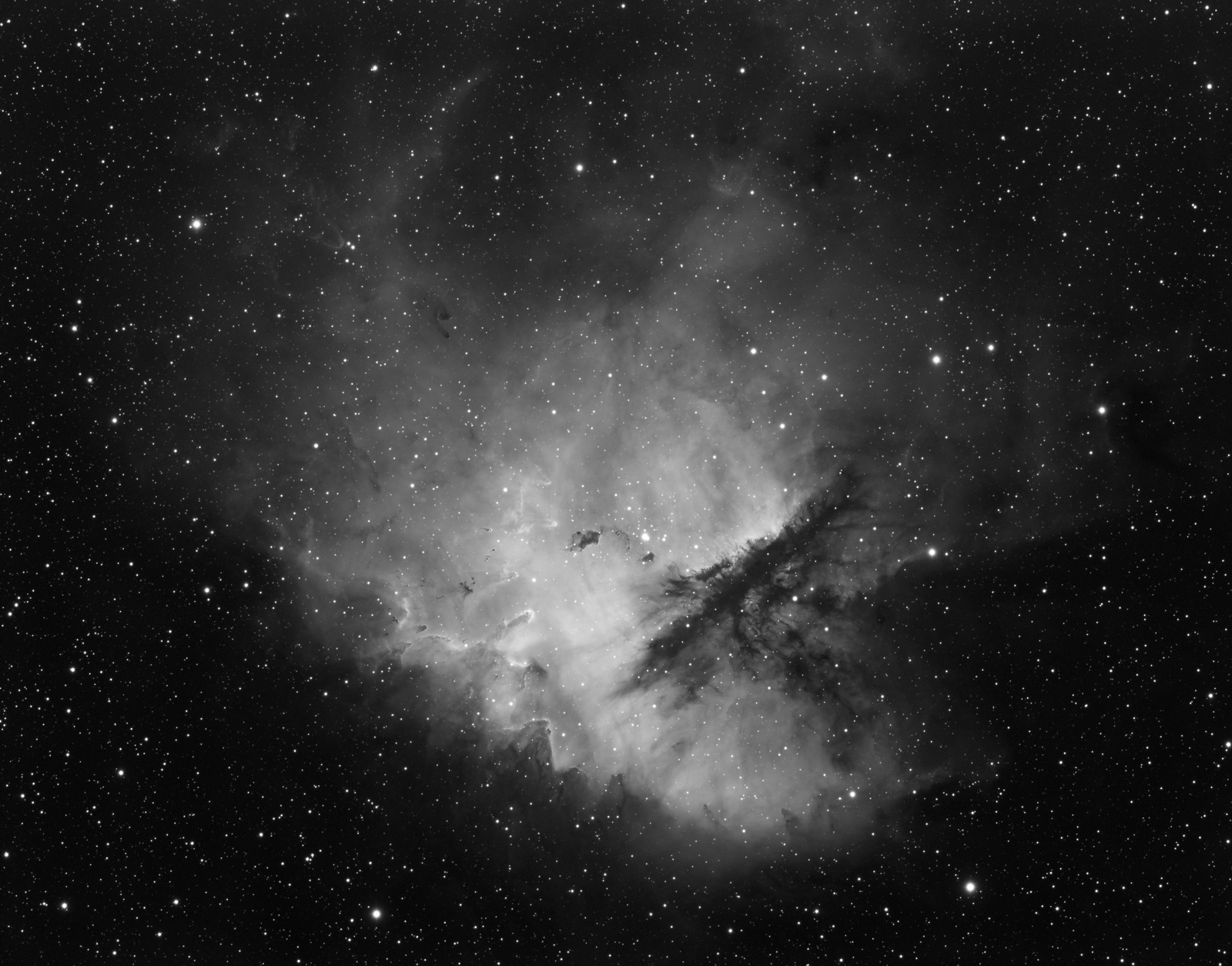 NGC281_Ha_koniec.jpg