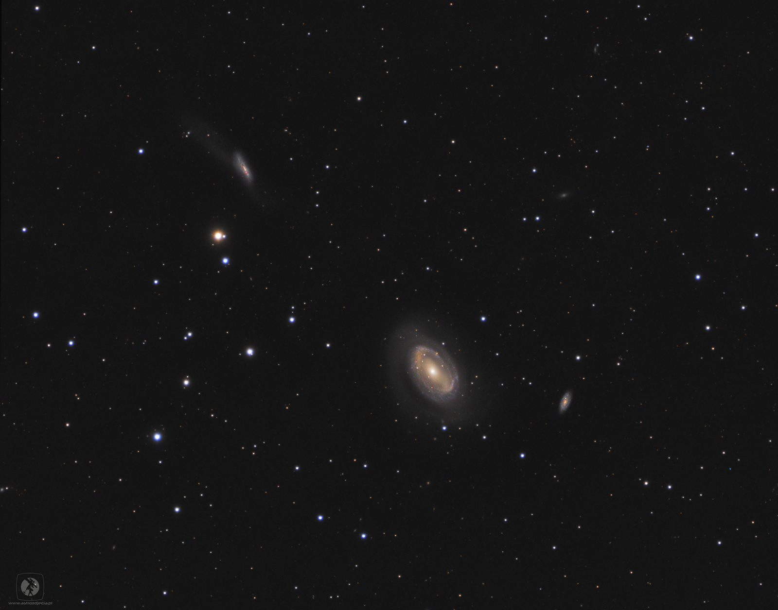 03-NGC4725-gotowe.thumb.jpg.4d6718413d68dfe3f938ec4c530a406b.jpg