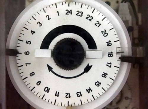 zegar-sterujacy-metron-vintage-prl-kolekcja-wieliczka-455885949.jpg.4c33d914512111ebe36a434e00983e69.jpg