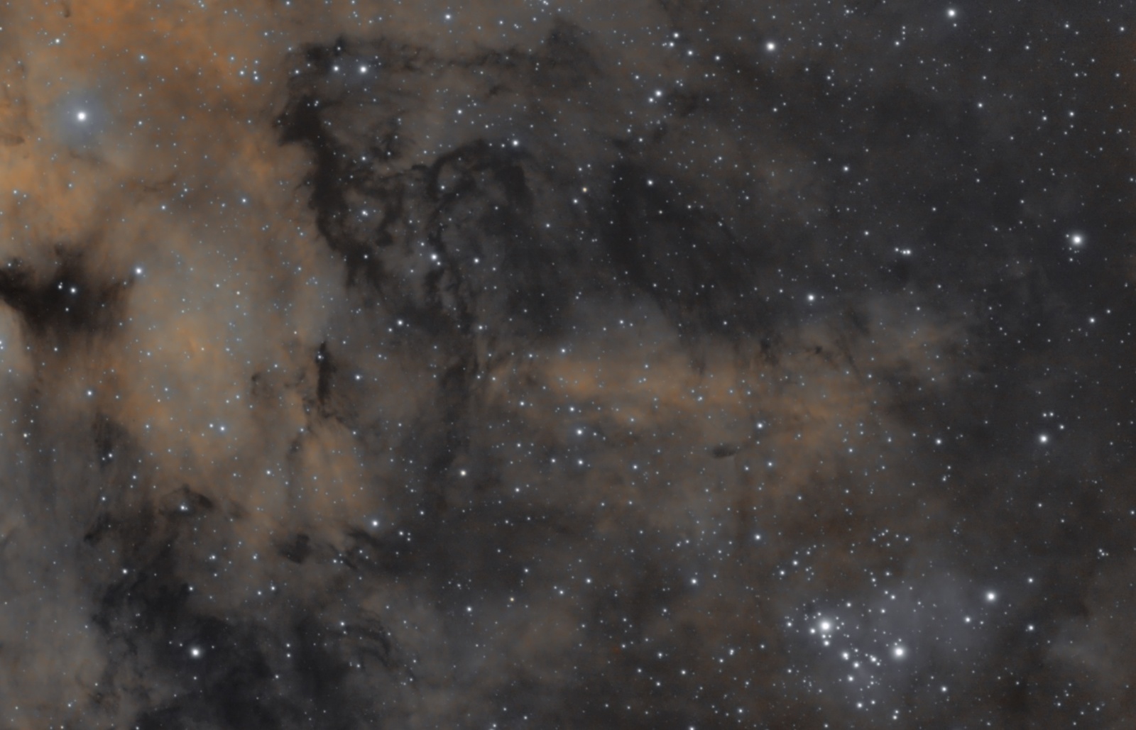 27416967_NGC6910166Hai138OIII1_lajt.thumb.jpg.6555b3630dd8bd18ad265d19366bd050.jpg
