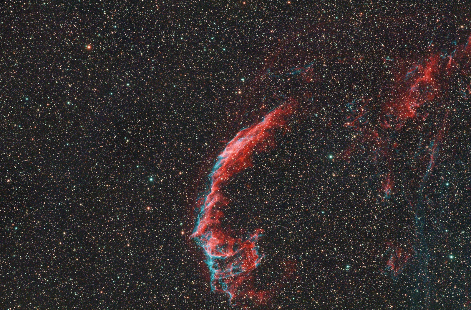 NGC6992_ver_b.thumb.jpg.4ff4b93f77661707291963ae51726efb.jpg
