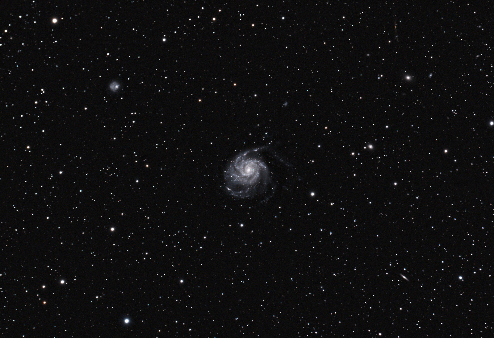 M101_32bit2_2.jpg