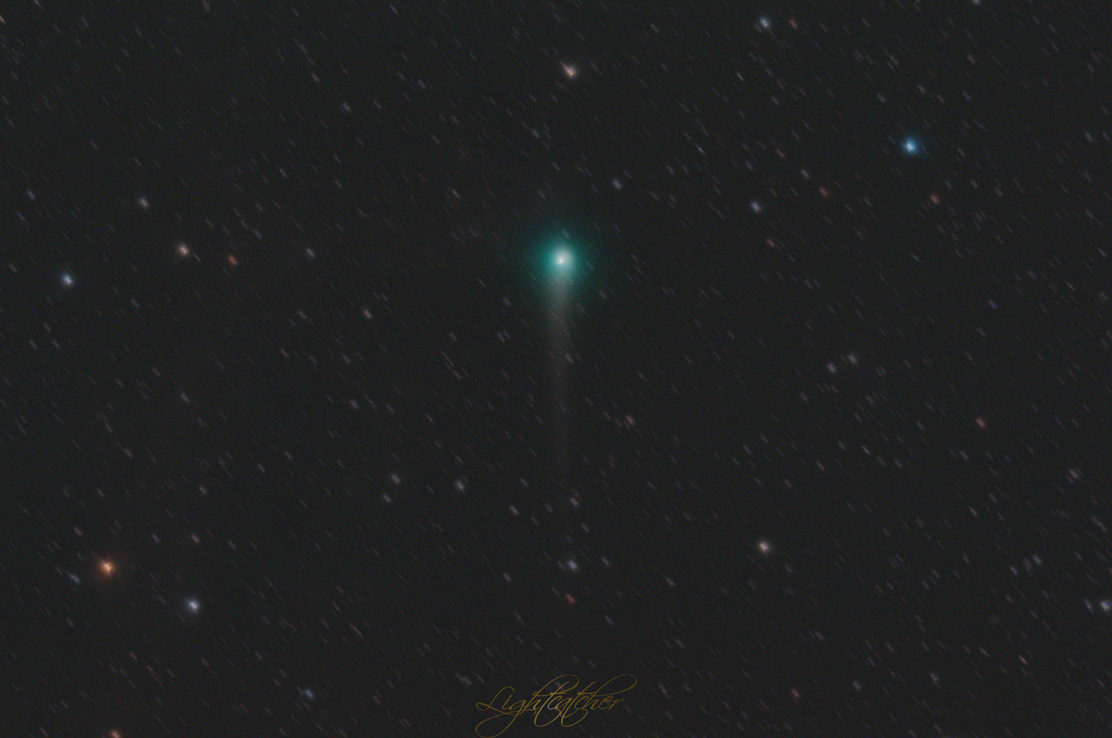 PANSTARRS__55min_33_fr_50s_comet_stack_sml_logo.jpg