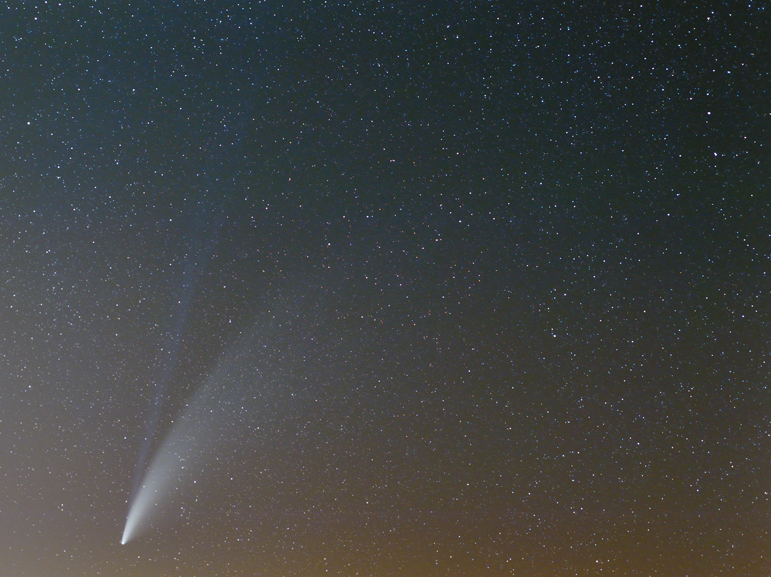 Comet_Neowise_2020-07-15_00-40.jpg.bb21823a845a3e25eee60360d7a4c7c7.jpg
