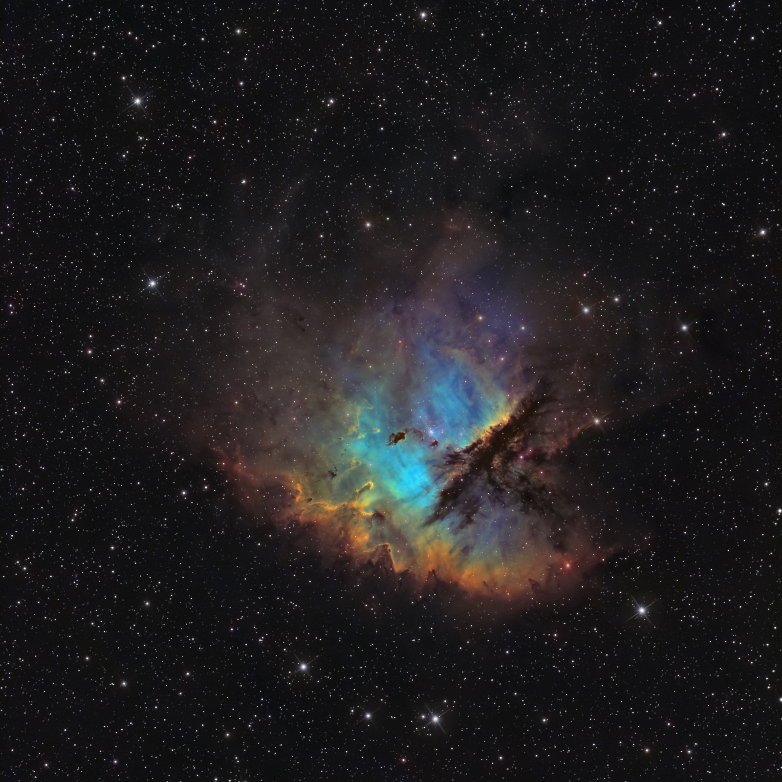NGC281HSTcropfl.jpg