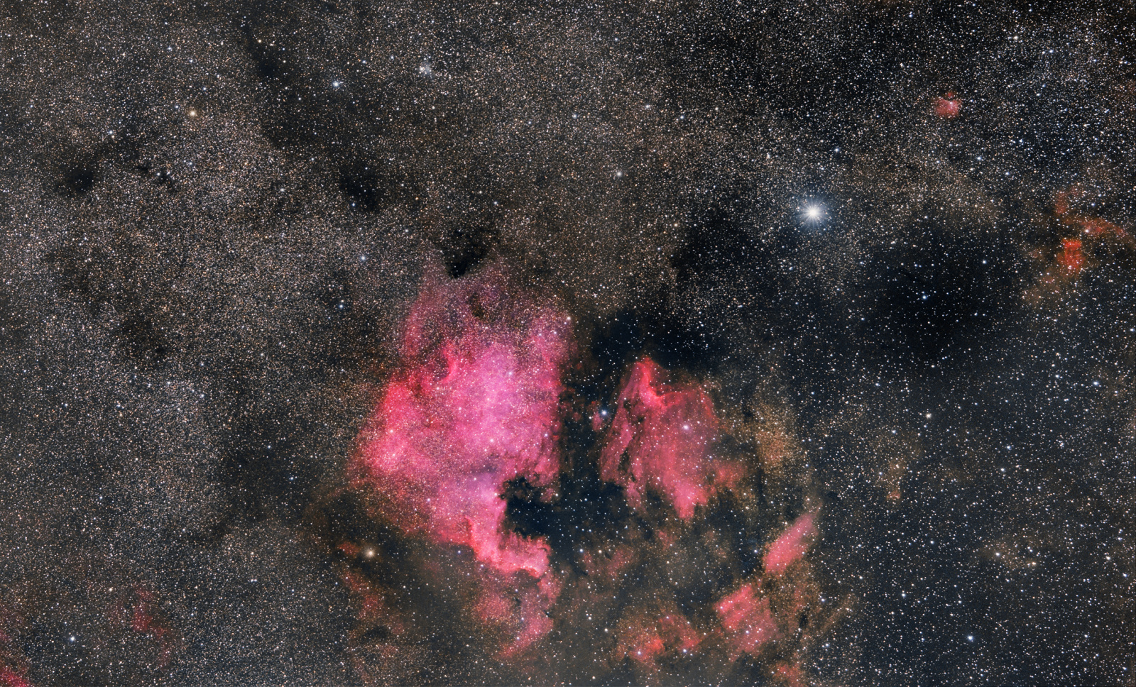 NGC7000_new_color_small.thumb.jpg.a95213a6f5d1985342d70bb916cdd8ff.jpg