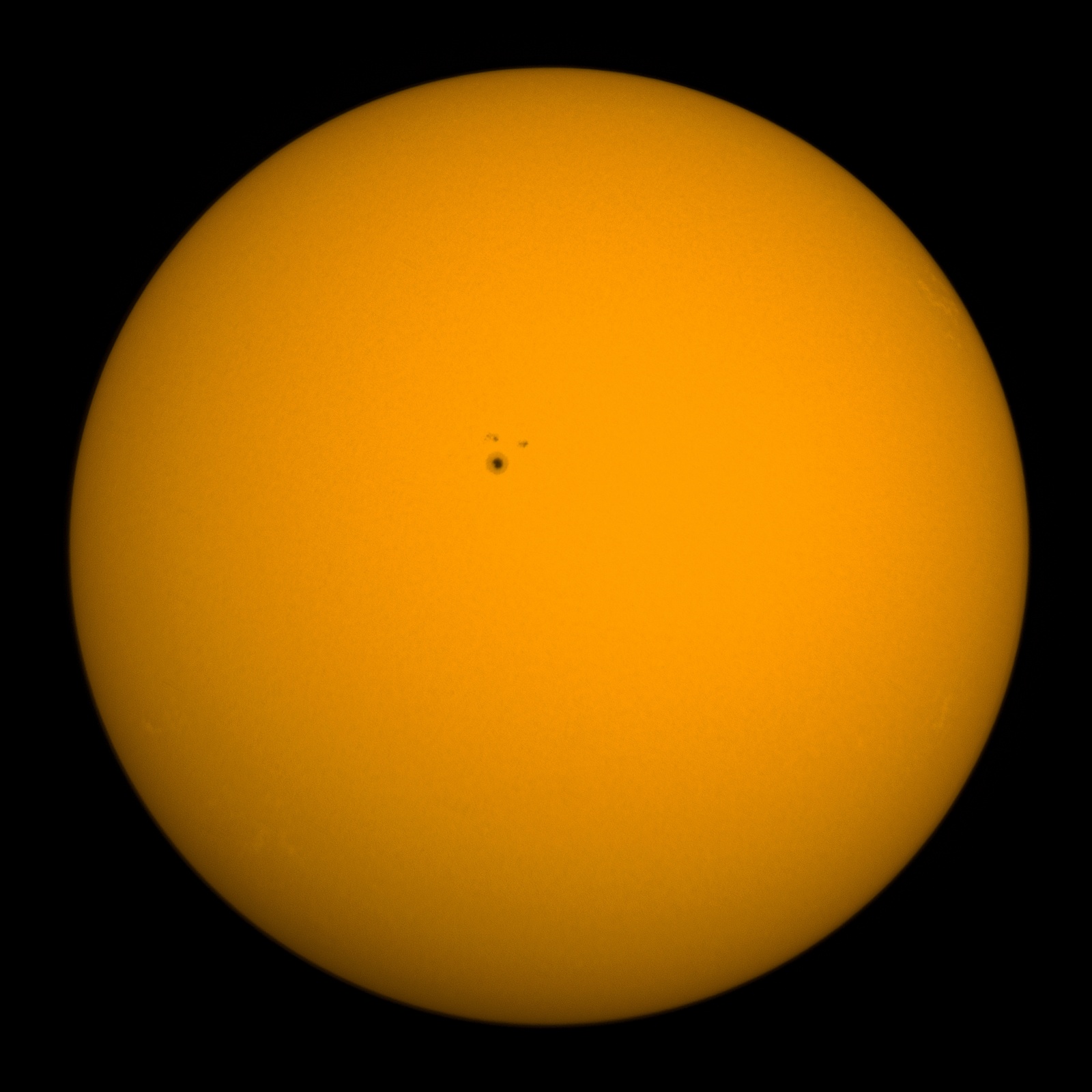 sun-2021-10-09-color.thumb.jpg.f5136bb839318793b563d29b773b26f1.jpg