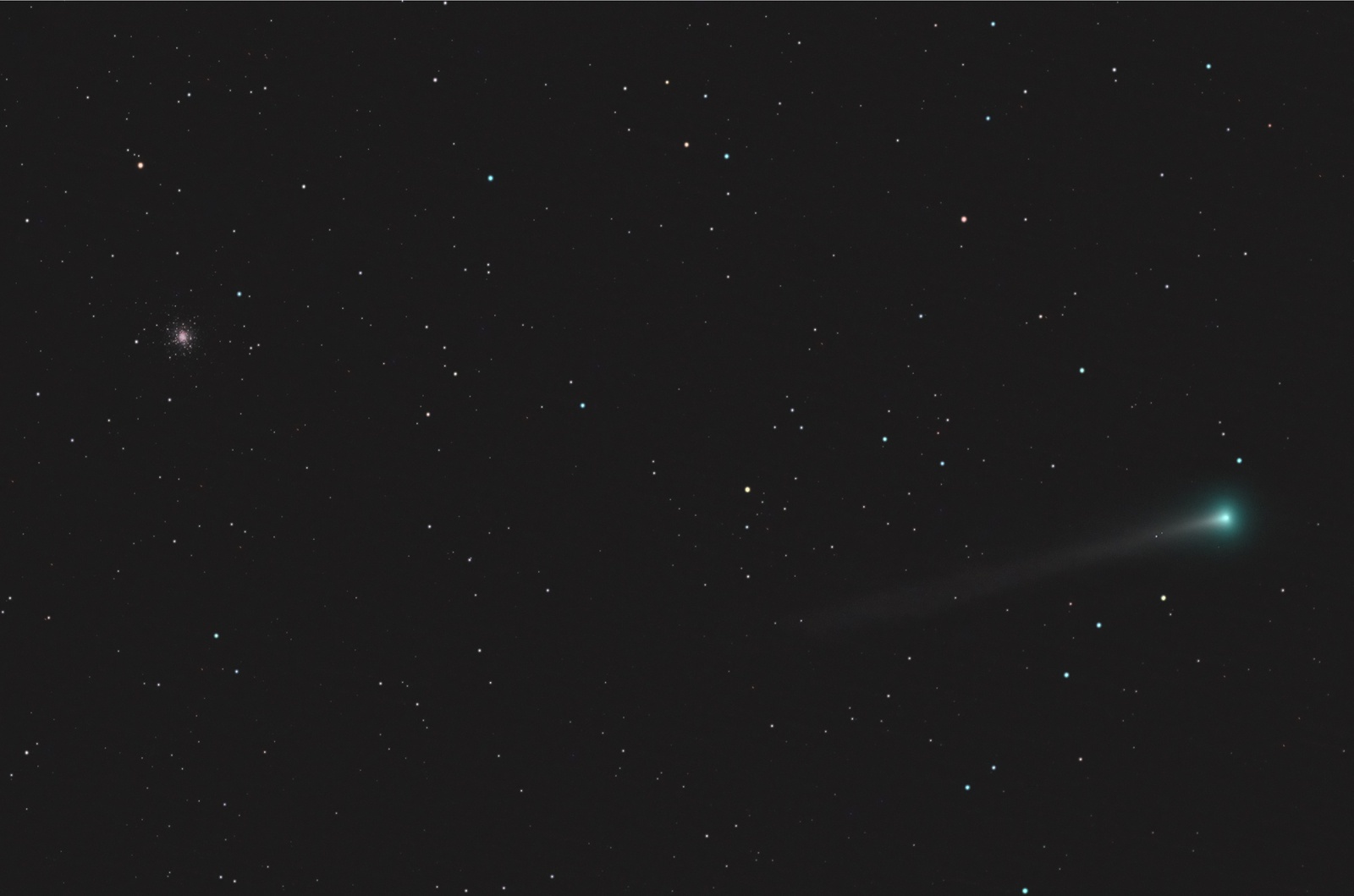 Leonard kometa.jpg