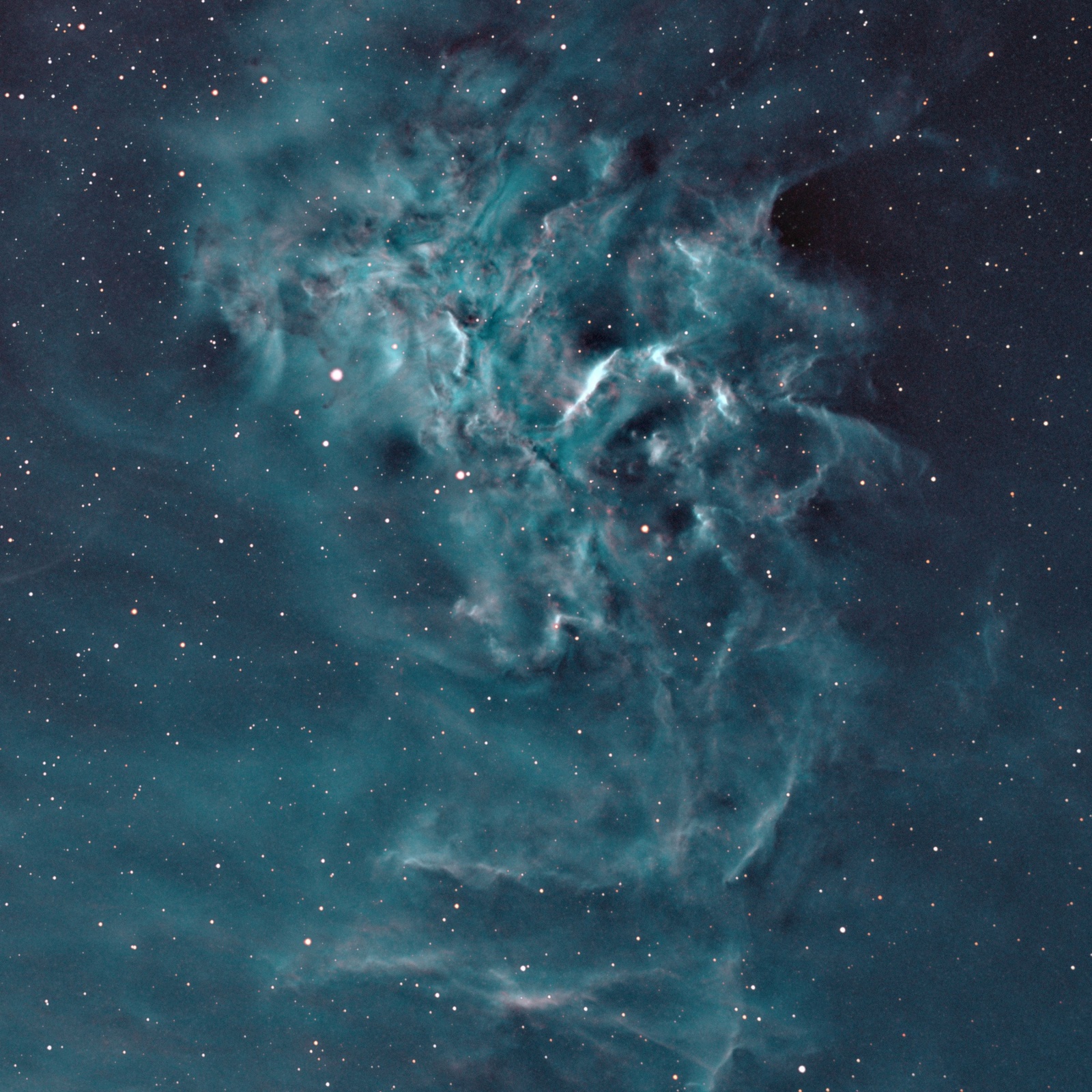 IC405_SHH_RGB_Nebula_3000x3000.thumb.jpg.30b0ca6c40707e3f64107834efd25acb.jpg