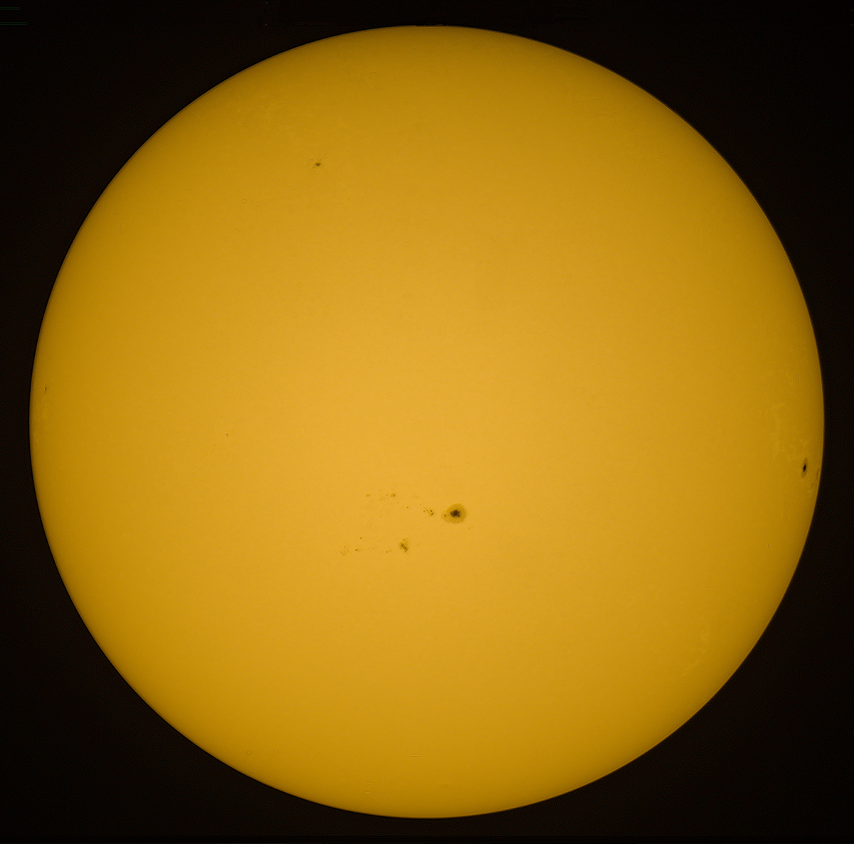 sun-2022-04-03-color.png