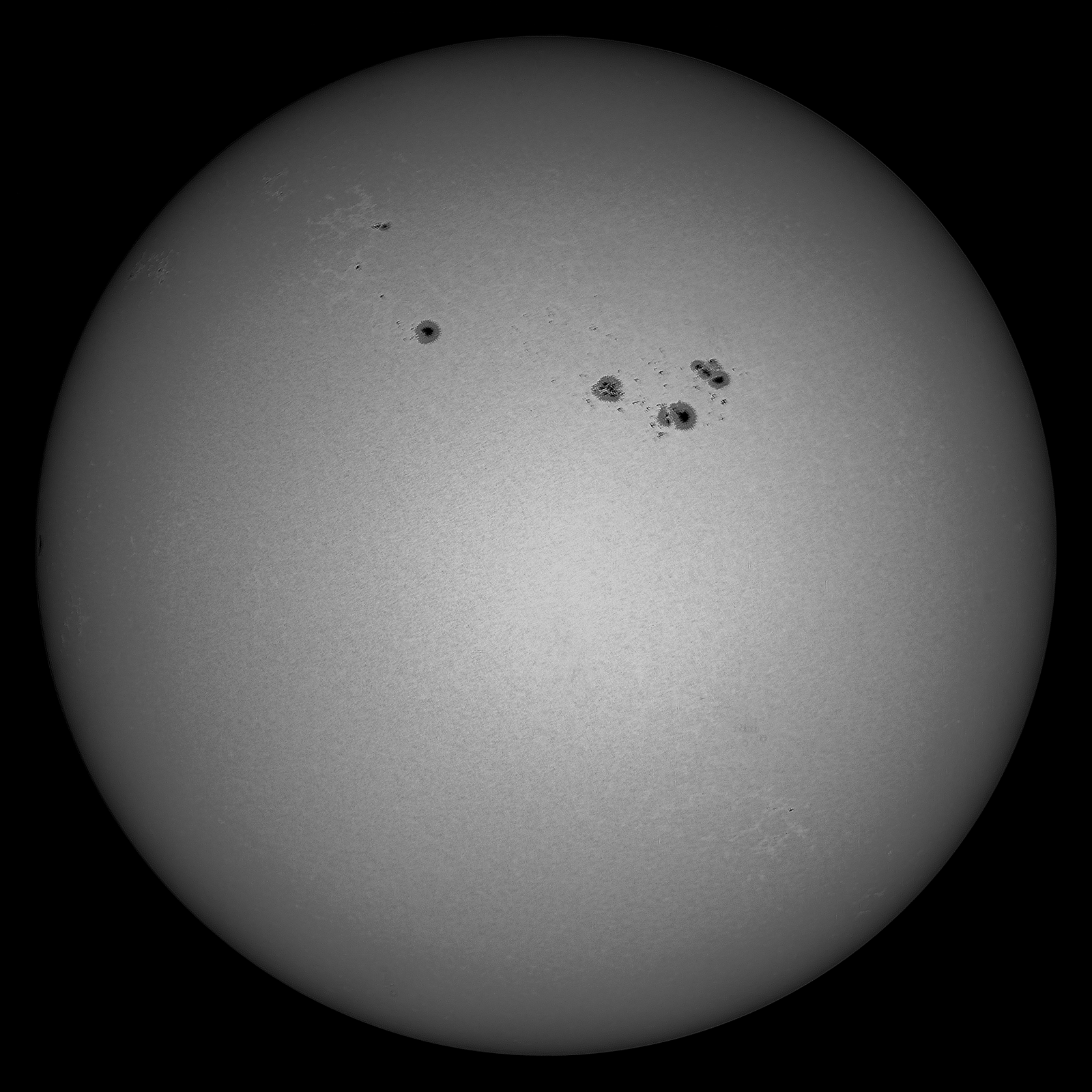 sun-2022-04-23-bw-3.png.9397cfb7f7f41160ea7fefec47732bf6.png
