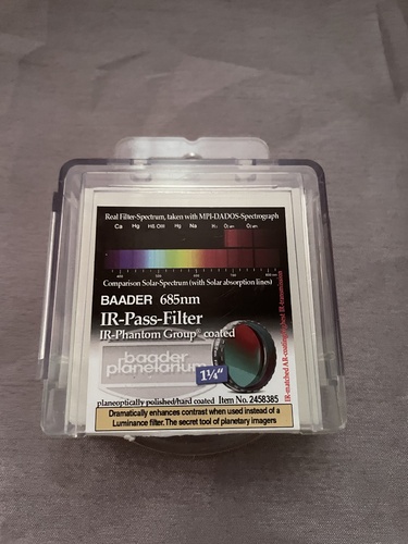 Więcej informacji o „Filtr Baader IR Pass 685 nm 1,25””