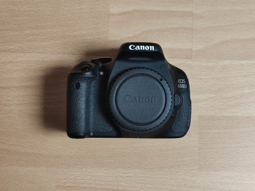 Więcej informacji o „Canon EOS 600D + EF-S 18-55 IS II + interwałometr”