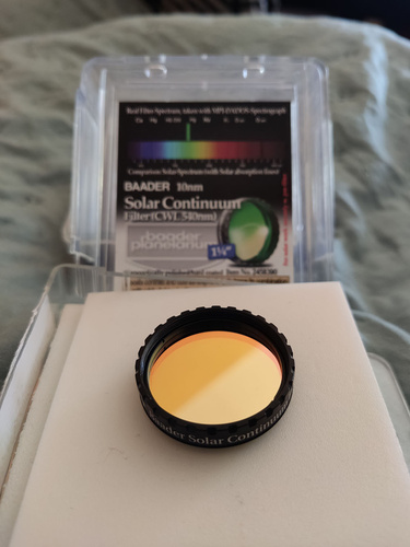 Więcej informacji o „Filtr Baader Solar Continuum  , 10 nm / CWL 540 nm”