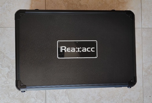 Więcej informacji o „Walizka REALACC na astro-akcesoria”