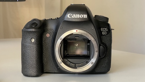 Więcej informacji o „Canon 6D Full frame, Astromod”