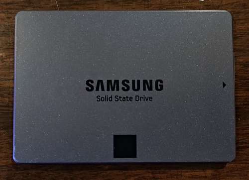 Więcej informacji o „[S] Dysk SSD 250GB Samsung 840EVO”