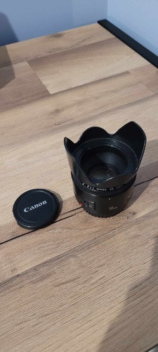 Więcej informacji o „Canon EF 50mm f/1.8 II”
