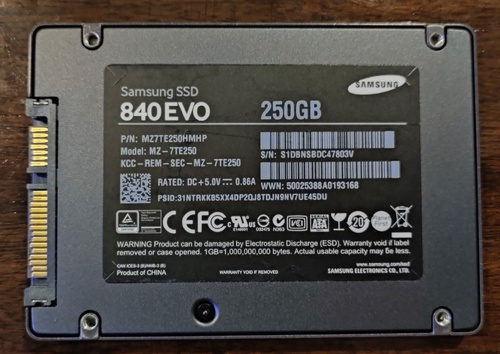 Więcej informacji o „Dyski SSD 128GB, 250GB”