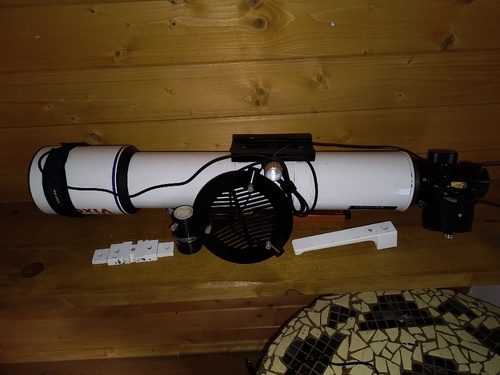 Więcej informacji o „Vixen SD103S apochromatic doublet refractor with TS279 reducer, autofocus unit and accessories”