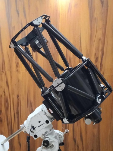 Więcej informacji o „TS GSO RC 10'' truss carbon F/8 Ritchey-Chrétien - Astrograf”