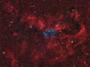 NGC 6914 ze spajkami.jpg