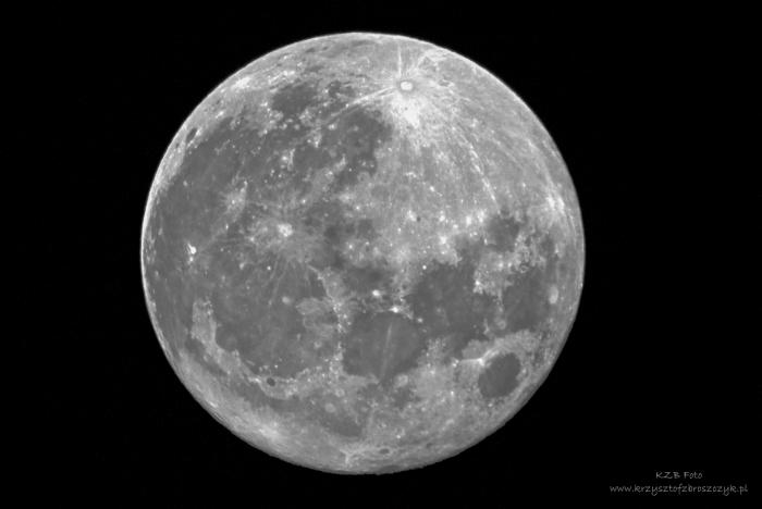 Moon_HDR-3.jpg