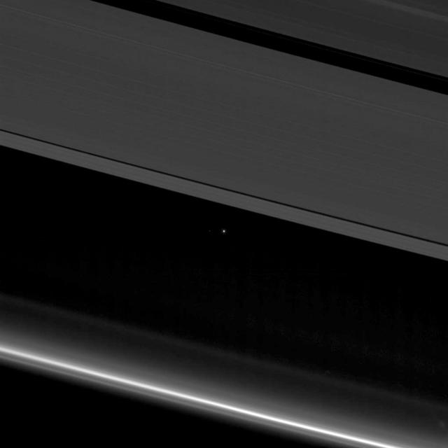 image_4803_1e-Cassini-Earth-Moon.jpg
