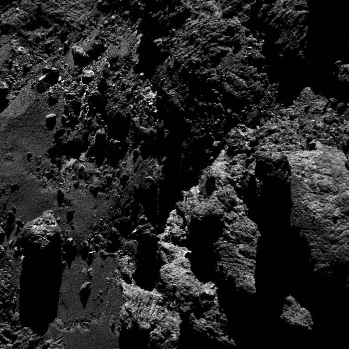 Comet_on_11_May_2016_OSIRIS_narrow-angle_camera.jpg
