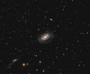 NGC4725-RGB_LR_PSP_LRGB_F7_site.jpg