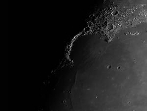 Moon 2014-03-11 22-43 UT.jpg