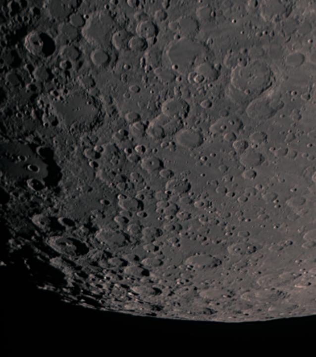 Kratery-na-Księżycu.jpg