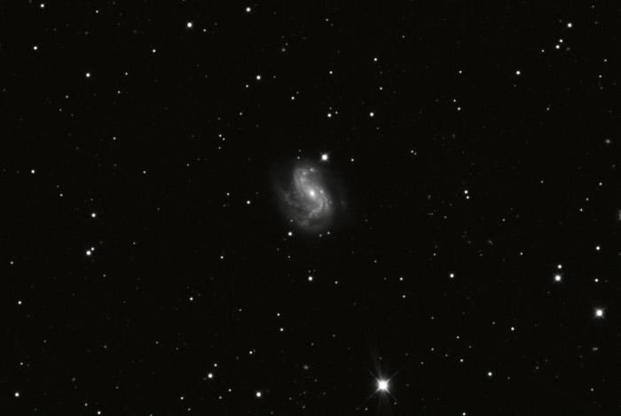 NGC4051j2000BWcrop1x1.jpg