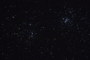 2013-10-03-double_cluster_750mm_7x60s_small.jpg