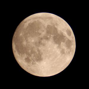 Księżyc 10st.nad horyzontem_3.04.2015r_TS152F900_LumixG3_50%....jpg