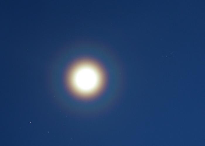 księżyc plejady hiady 29.02.2012.JPG