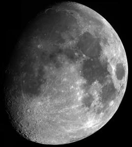 Moon_215446m_stitch5_3res.jpg
